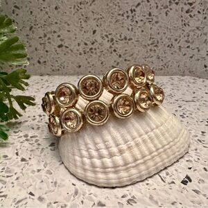 Golden color acrylic gem stretch bracelet